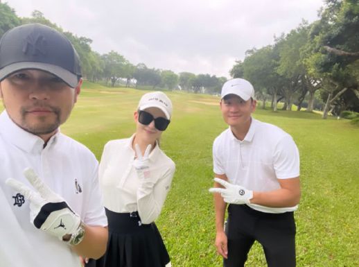 爱如初对比下章汪离婚原因现端倪开元棋牌周杰伦携昆凌打高尔夫恩(图2)