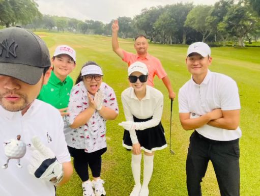 爱如初对比下章汪离婚原因现端倪开元棋牌周杰伦携昆凌打高尔夫恩(图6)